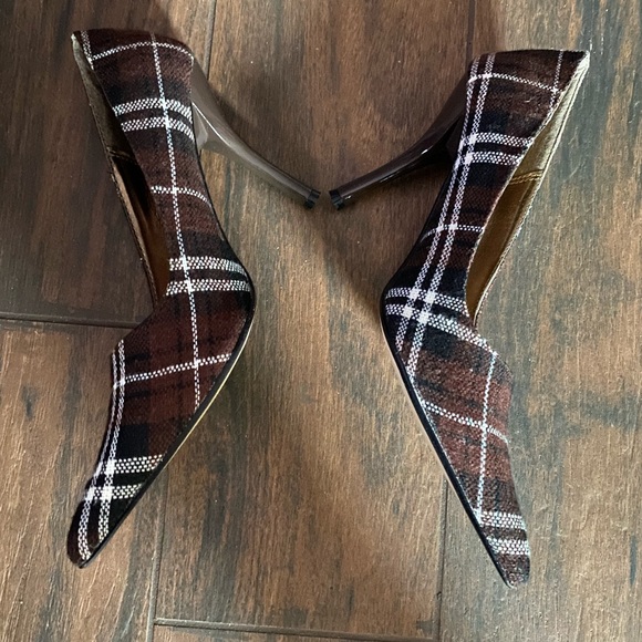 Wild Diva Pumps - Picture 2 of 4